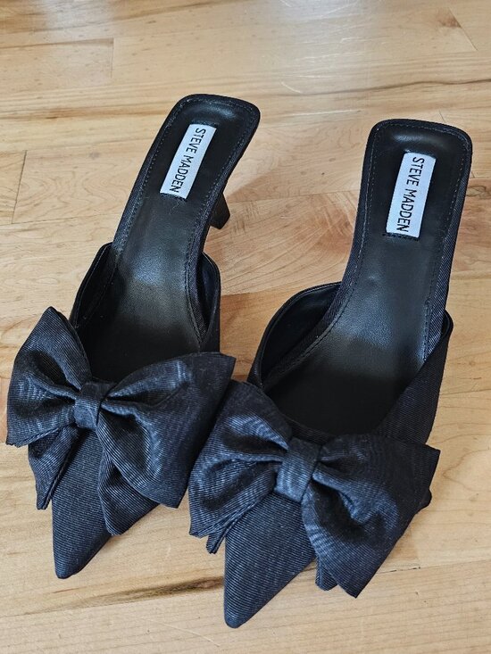 Steve Madden Shoes - Steve Madden Kitten Heels